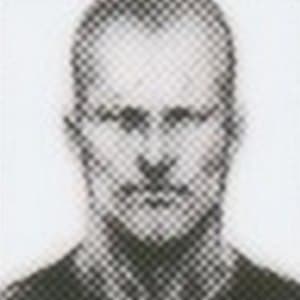 Retrato de un recluta de Mother Base, de cabeza rapada