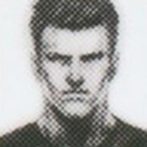 Retrato de un recluta de Mother Base, de pelo corto y oscuro