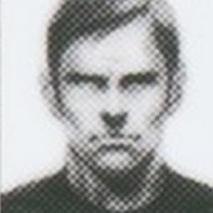 Retrato de un recluta de Mother Base, de flequillo claro